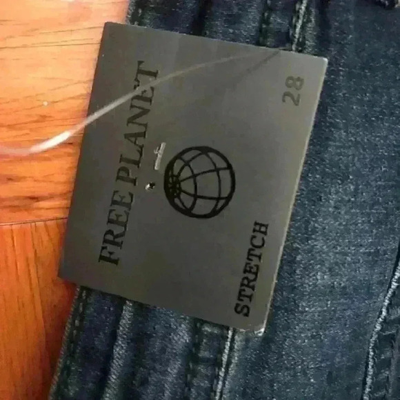 NWT free planet stretch mens dark blue shorts labeled 28 - Picture 3 of 5